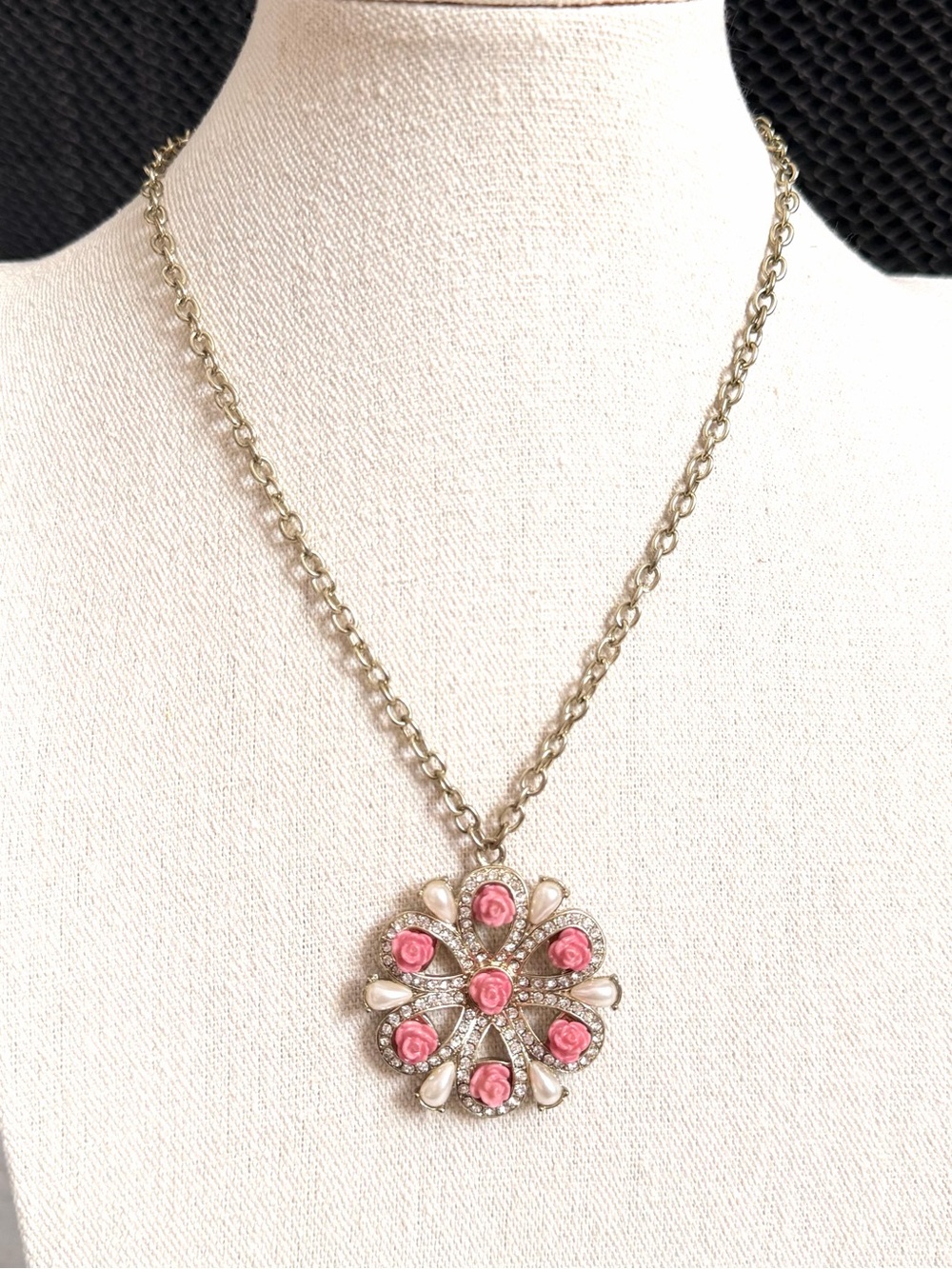 Pink Rose Rhinestone Faux Pearl Floral Pendant Necklace 18–20”
